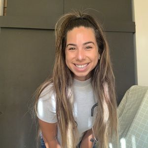 Meet your Posher, Mariella